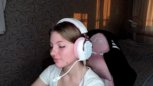 צ'אט XXX בשידור חי של Juliiaa