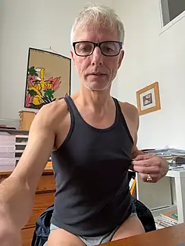 Chat XXX ao vivo de SexyLeon8