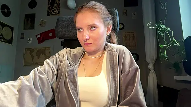 EllyCerryn Live XXX chat