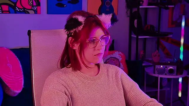 JulliaMoore Adlı Modelin Canlı XXX Sohbeti