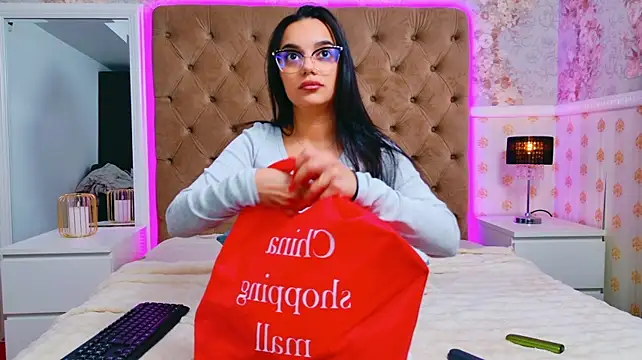 Mila_Kunnisn Live XXX chat