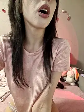 _Alice_0-0's Live XXX Chat