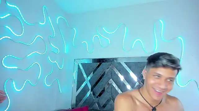 Robertmiller21 Live XXX-Chat