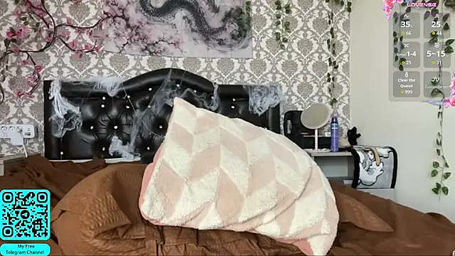 MadalynNoseln Live XXX chat