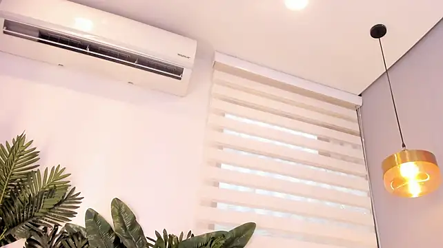 cherry_monroe XXX чат на живо