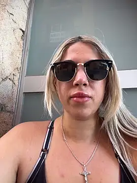MariaMeir Chat XXX live