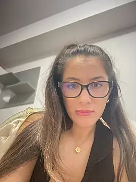 HotXMom_ Chat XXX in diretta