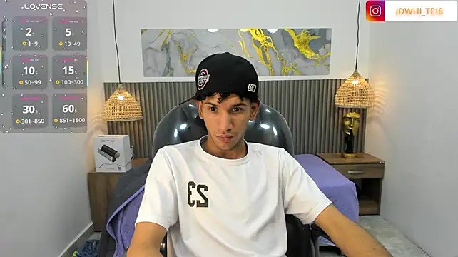 JDWhite18 现场XXX聊天