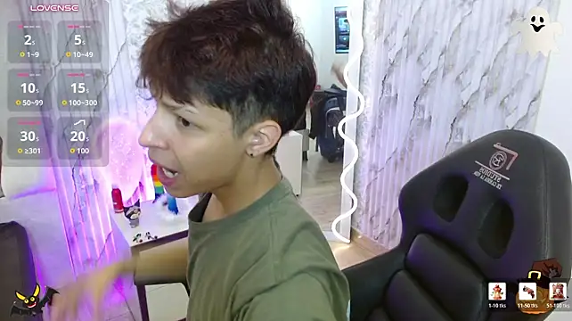Chat +18 de OLIIVER_TAY ao vivo