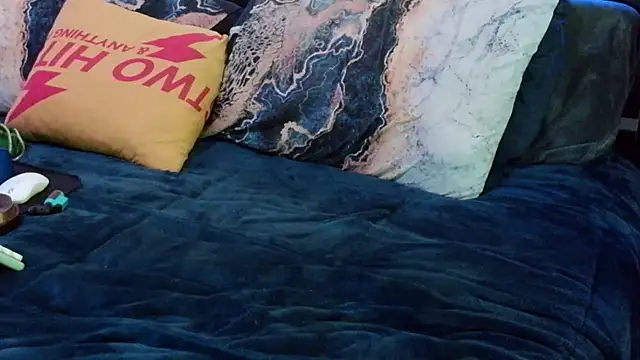 KY_DomSir36 élő XXX-chatje