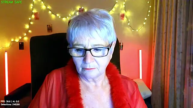 Sandra_Snowflake 现场XXX聊天