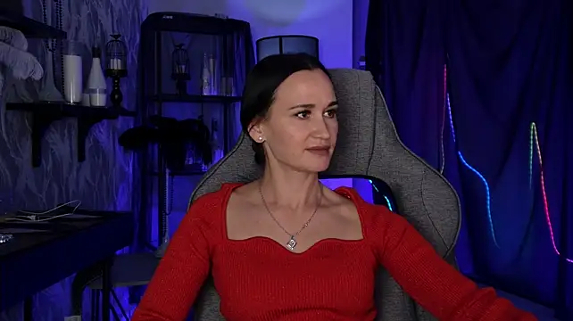 RomillyHayes – Naživo XXX chat