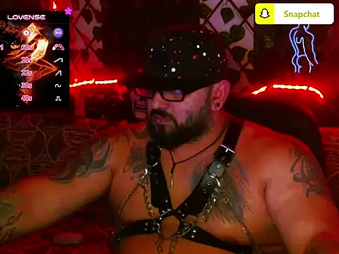 mr_wolf46 Adlı Modelin Canlı XXX Sohbeti