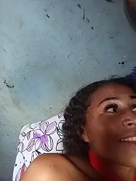 Chat XXX ao vivo de MoanaCaspier