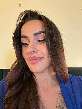 -Alisa Adlı Modelin Canlı XXX Sohbeti