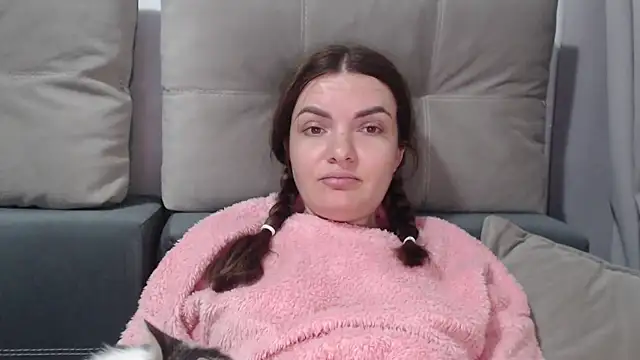Онлайн чат XXX Isabelitta333