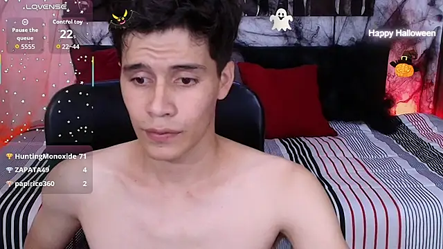 Jacob5_ élő XXX-chatje