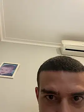 Chat +18 de Ivis1999 ao vivo
