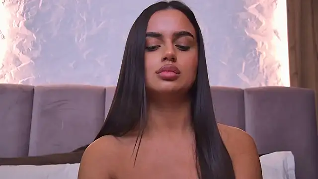 Chat XXX en directo de AliceKane