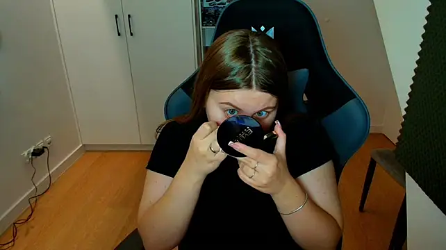 AbbyLuxee Chat XXX in diretta