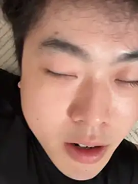 Mrwangjjkk Show in webcam