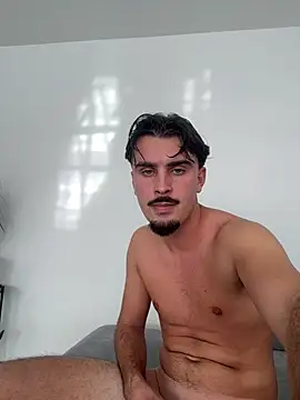 69youknoow Adlı Modelin Canlı XXX Sohbeti