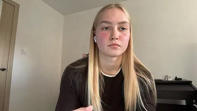 Živý XXX chat blondegirl2026