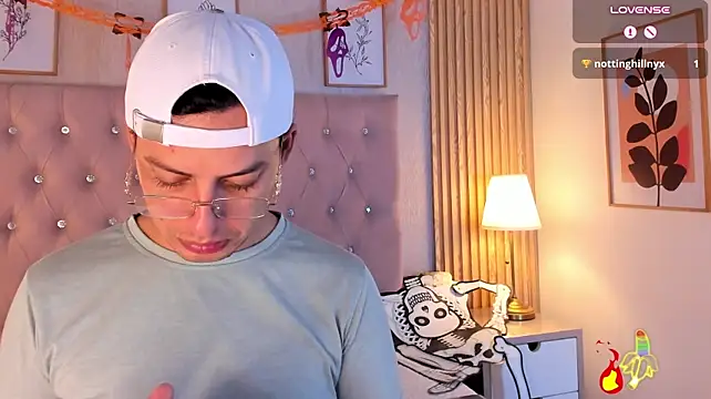 Jonath_1 – Naživo XXX chat