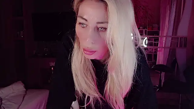 AnnieGOld_'s Live XXX Chat