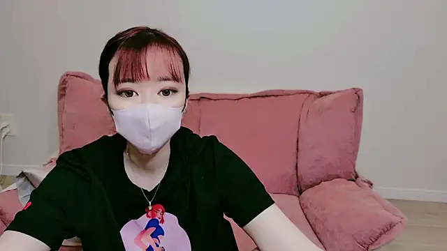 XXX chat uživo modela MIYU_CHANNEL