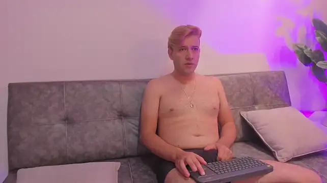 Loogert11 Live XXX-Chat