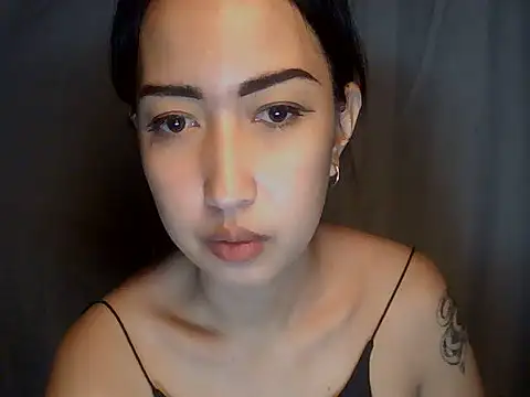 צ'אט XXX בשידור חי של XXnaughty_08XX