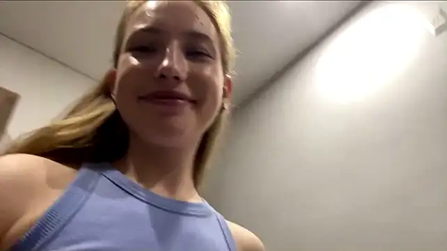 LaureneBoutetのライブXXXチャット