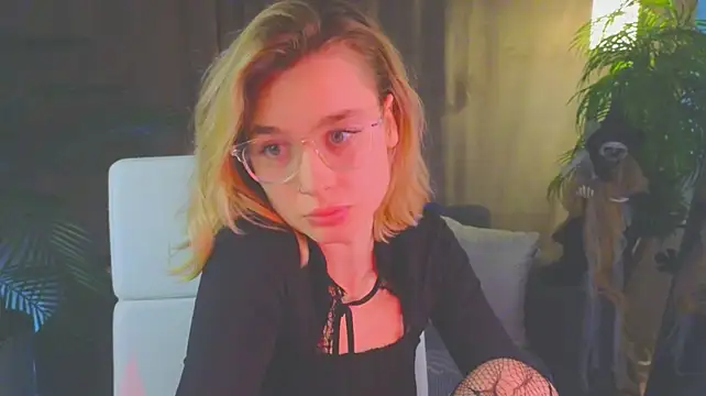 Živý XXX chat NoraMoreau