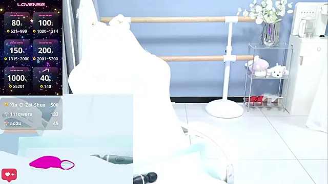 BabySnaken Live XXX chat