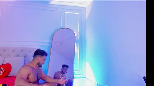XXX chat uživo modela liam_bear
