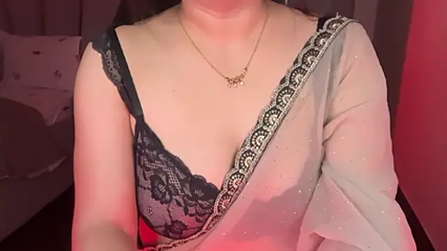 دردشة SunhariGirl الجنسية المباشرة