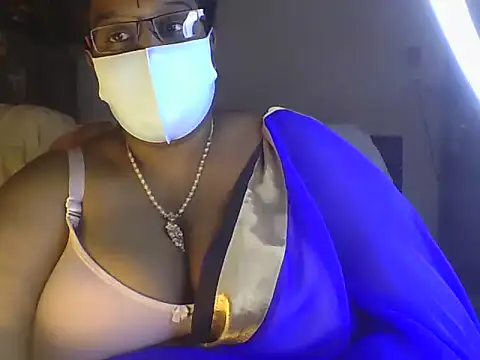 دردشة Sexynimmi الجنسية المباشرة