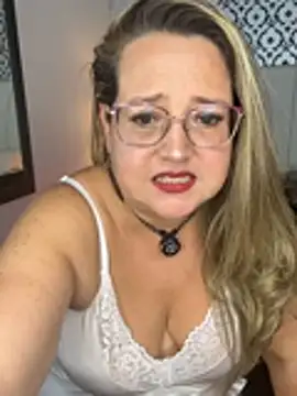 MartinaDoll_Brm – Live XXX-chat