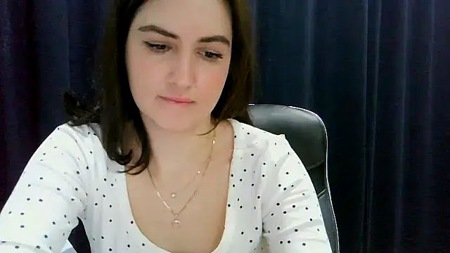 Selvyna's Live XXX Chat