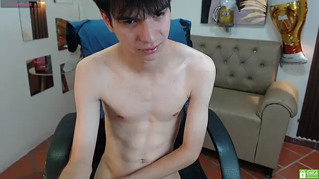 maxim_rod Chat XXX in diretta