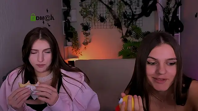 lisa_dark_: απευθείας συνομιλία ΧΧΧ