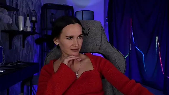 RomillyHayes Chat XXX in diretta