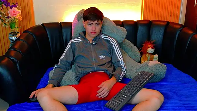 XXX chat uživo modela Brian_Montes