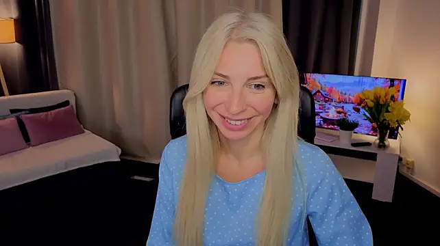 EllisSkyy's Live XXX Chat