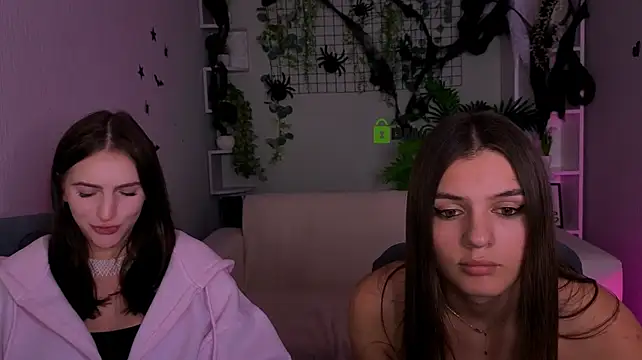 Czat XXX na żywo – lisa_dark_