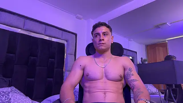 MR_MUSCLEn Live XXX chat