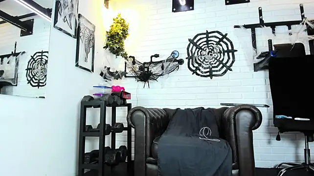 عرض كام ItaloMoore