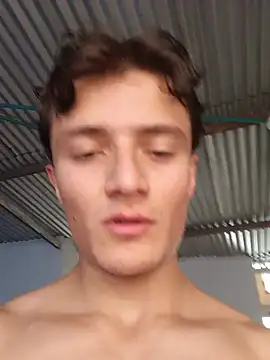 Chat XXX ao vivo de Davitfitnosuke