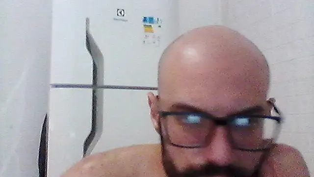 Robsonitj90 Adlı Modelin Canlı XXX Sohbeti
